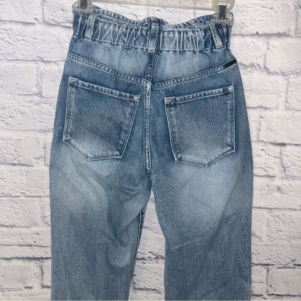 Womens KanCan light washed distressed Jeans size XS Super Cute Denim - Picture 7 of 11